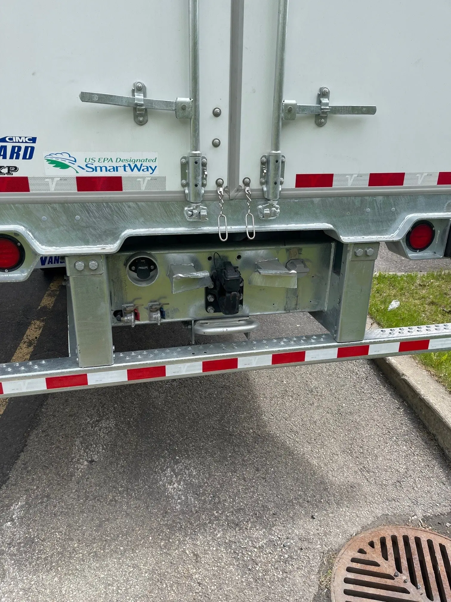 2024 Vanguard VXP Dry Van with Pintle Hook - Image 6